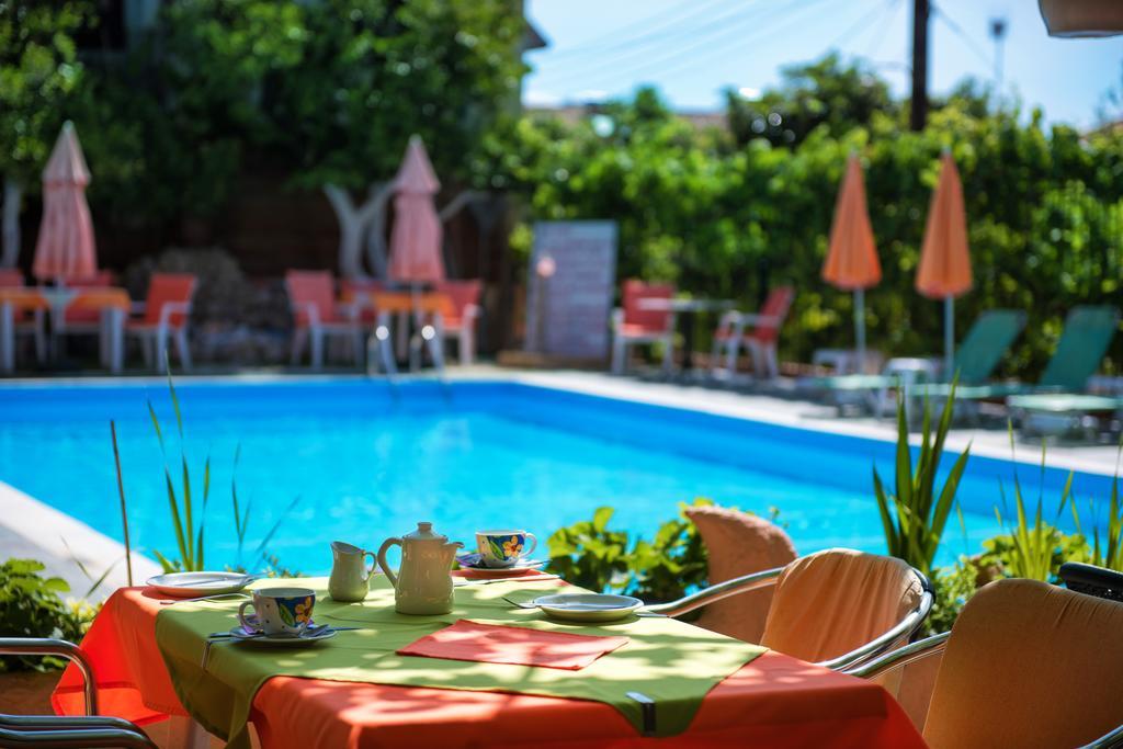 Argo Pool & Bar Aparthotel Μπενίτσες Εξωτερικό φωτογραφία
